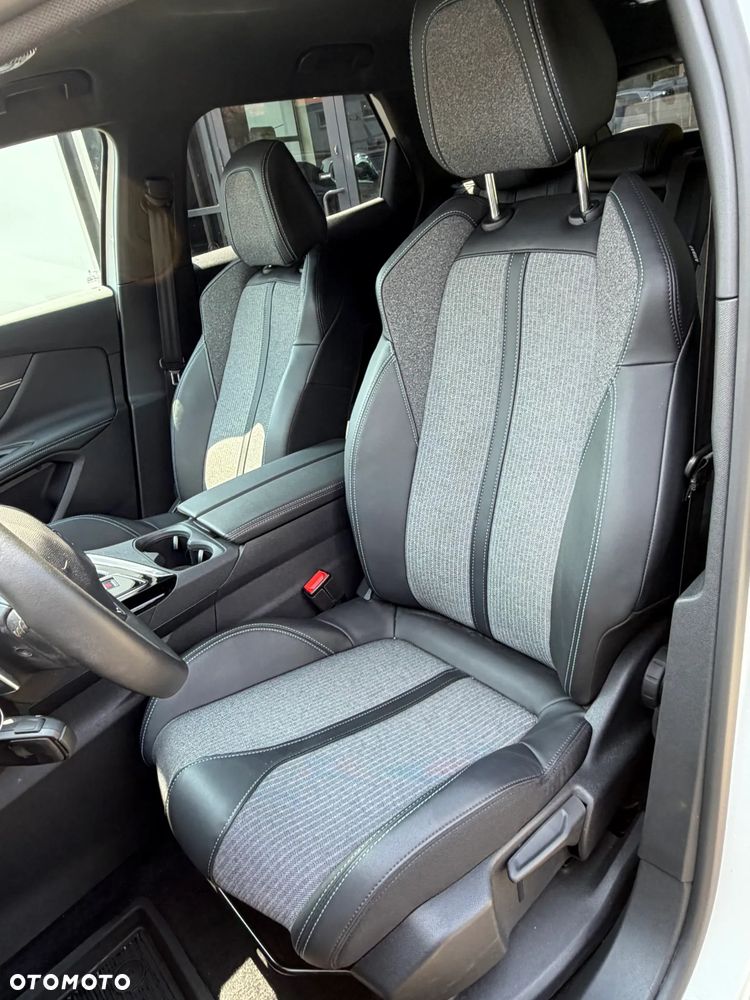Peugeot 3008 1.5 BlueHDi Allure Pack S&S EAT8 - 11