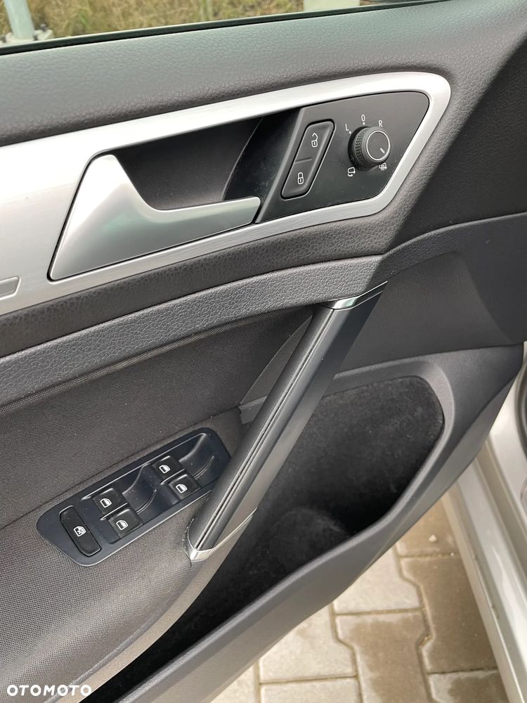 Volkswagen Golf 1.6 TDI BlueMotion Technology DSG Cup - 7