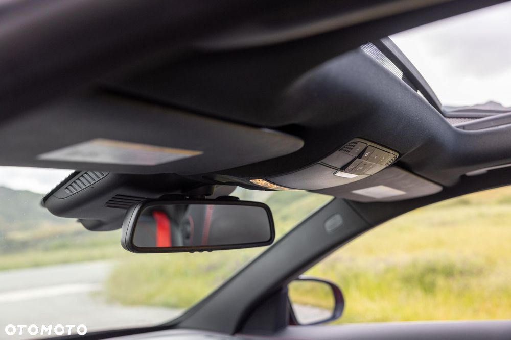 Mercedes-Benz Klasa C 450 AMG 4-Matic 7G-TRONIC - 33