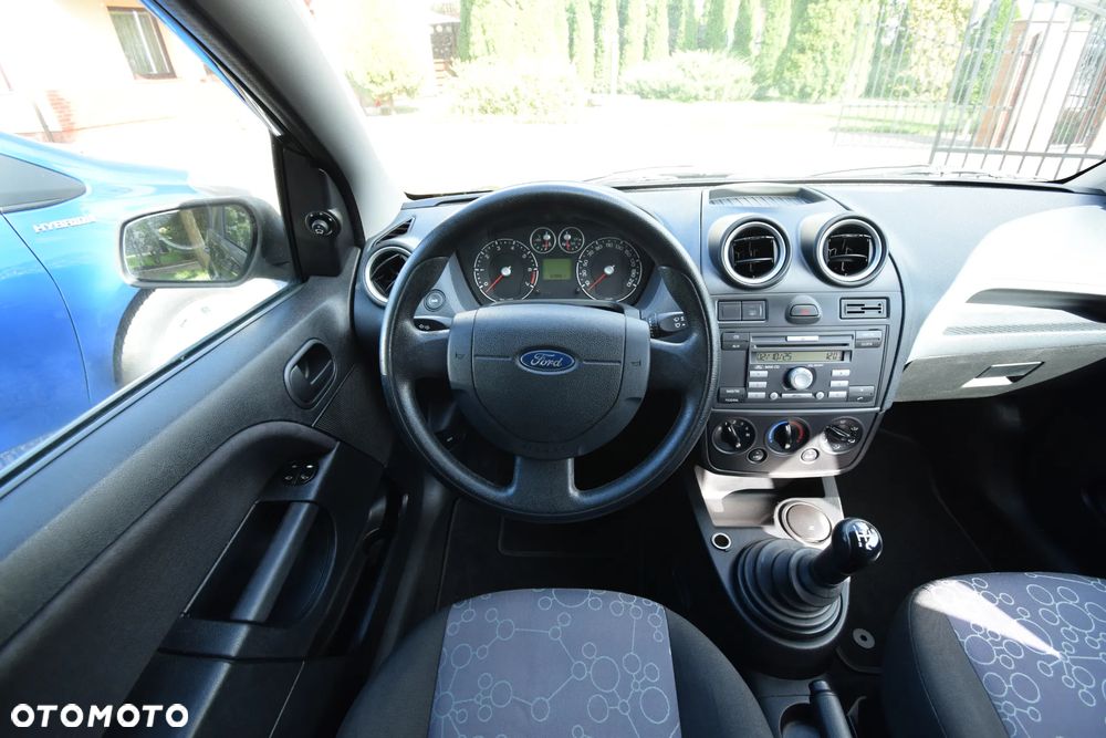 Ford Fiesta 1.3 - 13