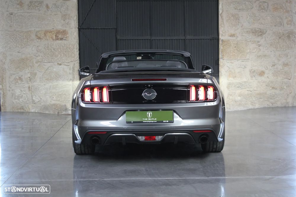 Ford Mustang Cabrio 2.3 Eco Boost - 9