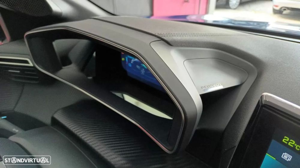 Peugeot e-208 GT - 43