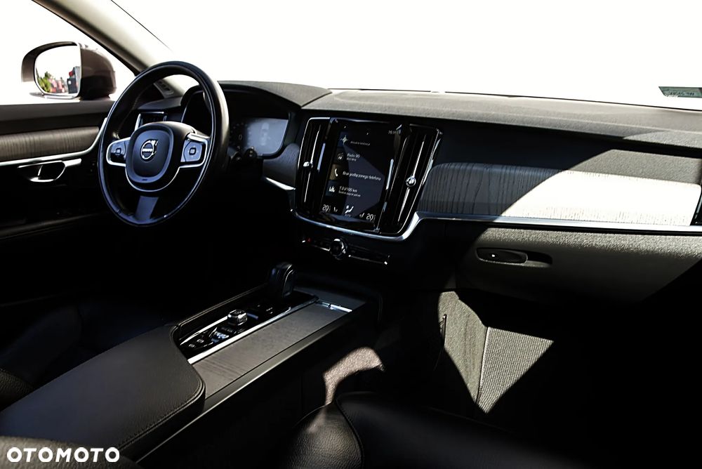 Volvo V90 Cross Country D4 AWD Pro - 20