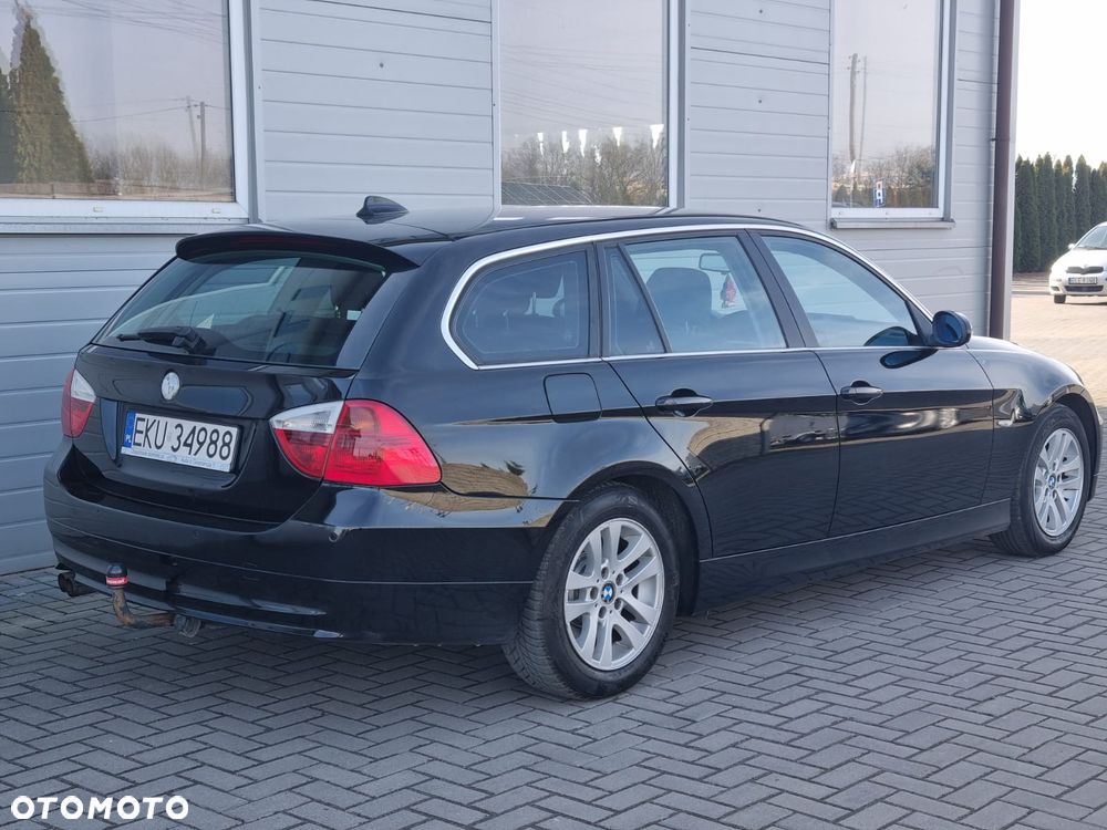 BMW Seria 3 325i - 15