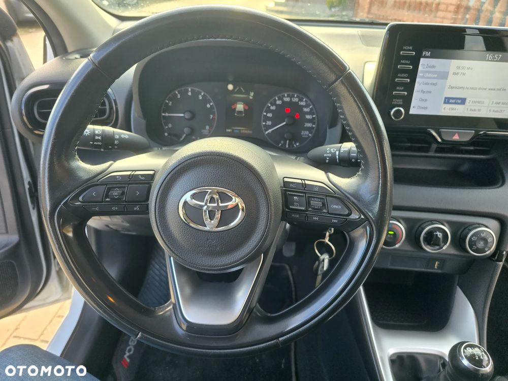 Toyota Yaris - 26
