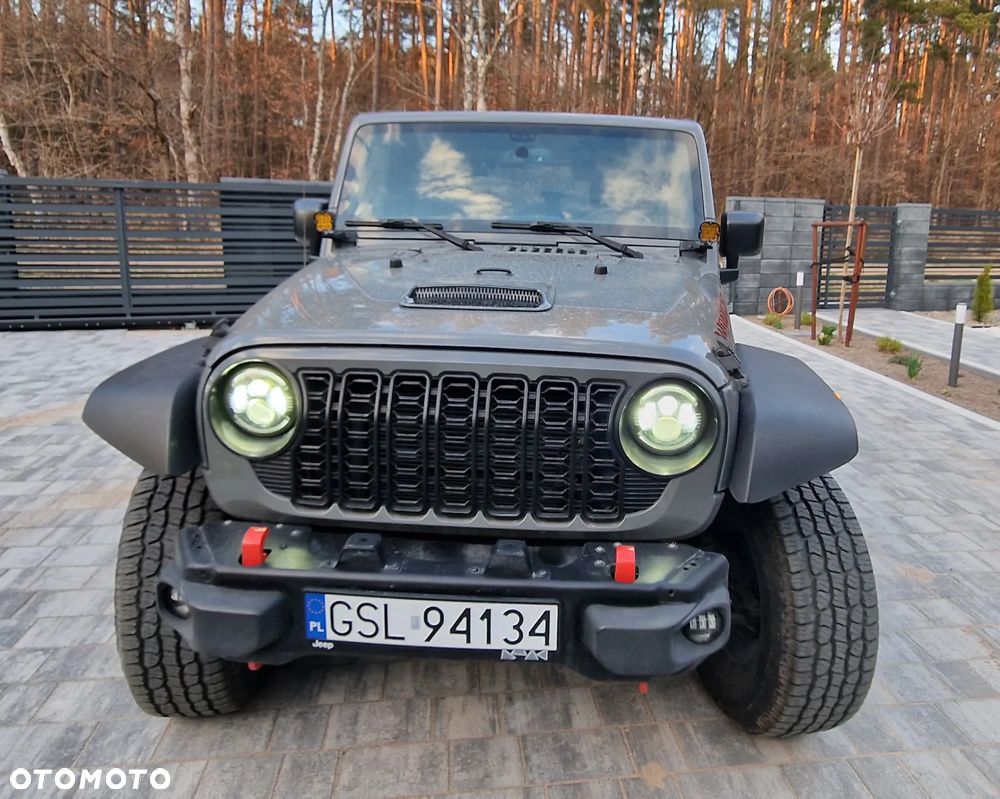 Jeep Wrangler - 4