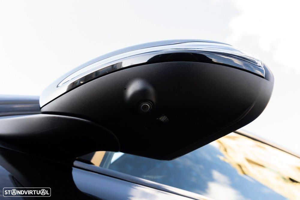 Mercedes-Benz GLC 220 d 4Matic 9G-TRONIC AMG Line - 27