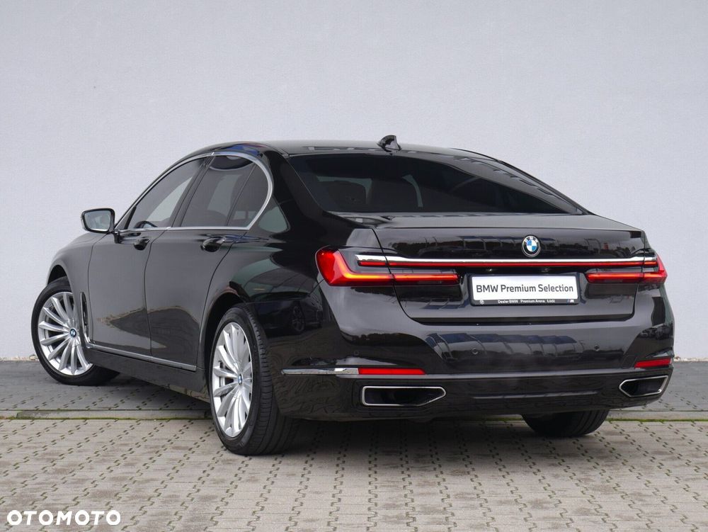 BMW Seria 7 740d xDrive - 3