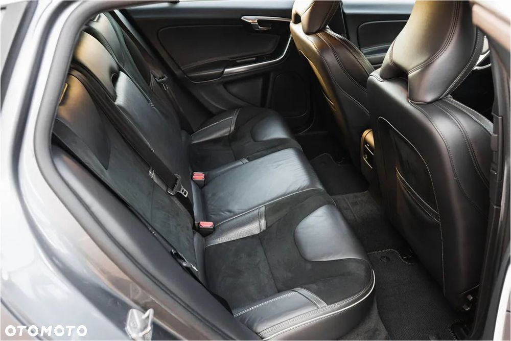 Volvo V60 D5 Geartronic RDesign - 7