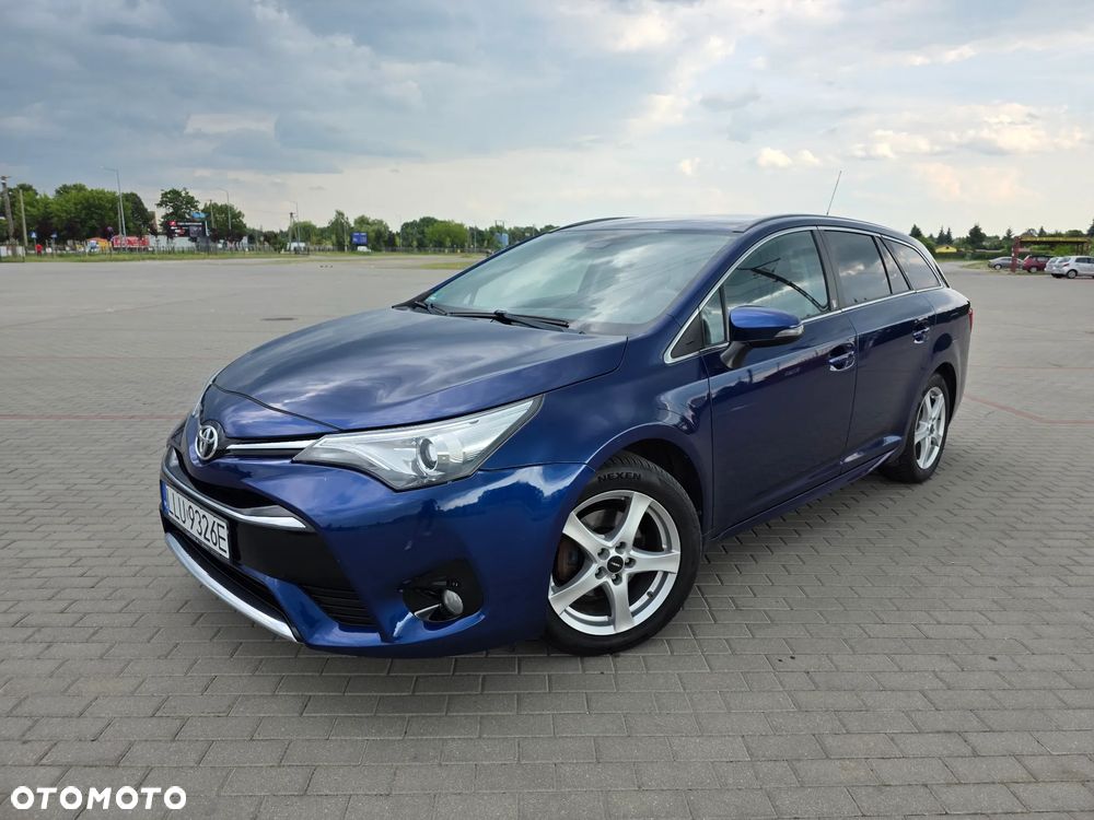 Toyota Avensis Touring Sports 1.8 Multidrive S Comfort - 2