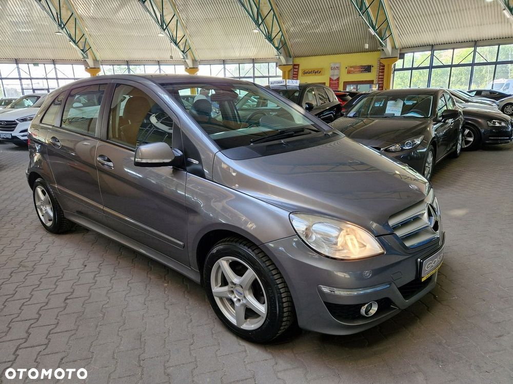 Mercedes-Benz Klasa B - 1