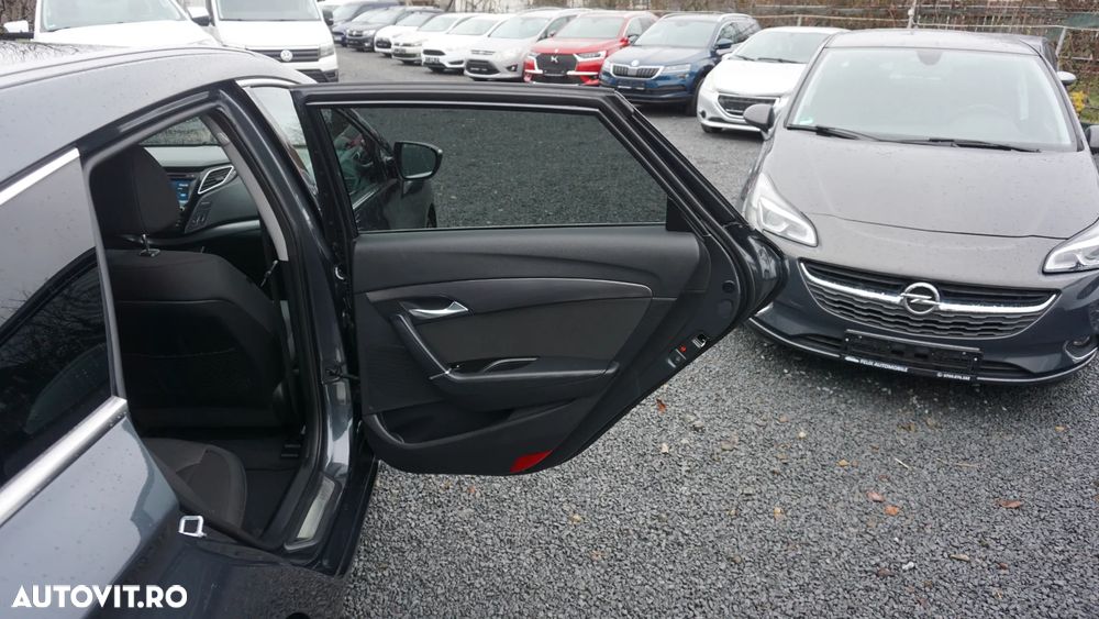 Hyundai i40 i40cw 1.7 CRDi Automatik Fifa World Cup Edition Gold - 12