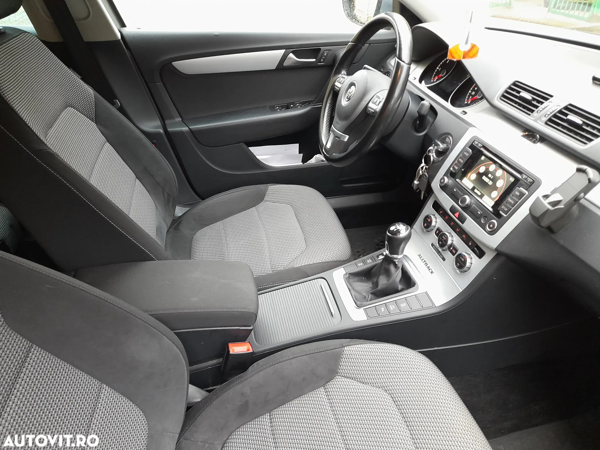 Volkswagen Passat Alltrack 2.0 TDI 4Motion BMT - 8