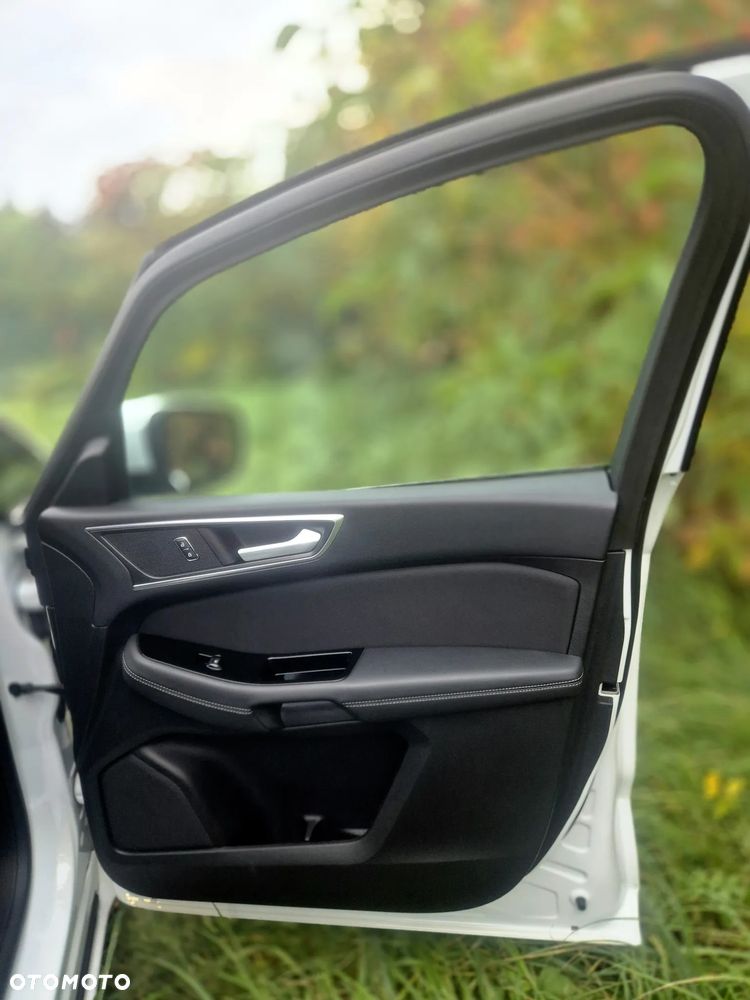 Ford S-Max 2.0 EcoBlue Titanium - 20