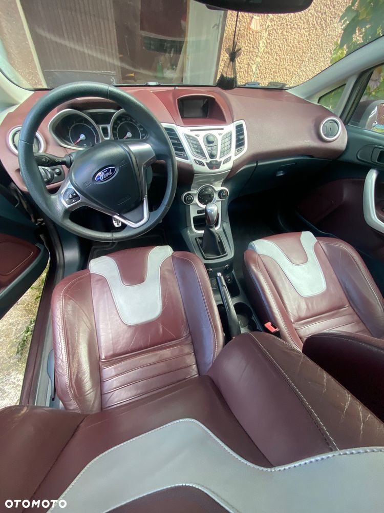 Ford Fiesta - 7