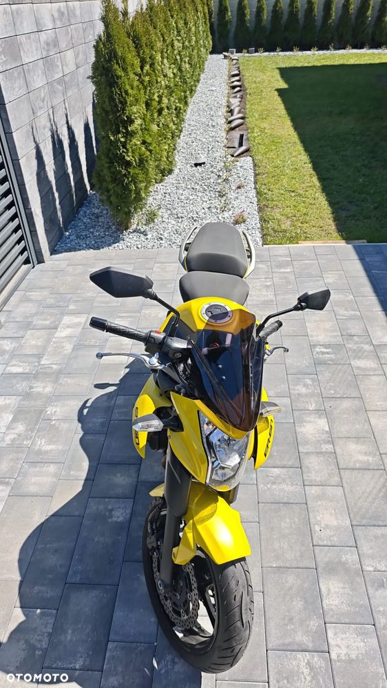 Kawasaki ER - 8