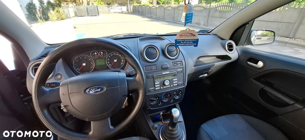 Ford Fiesta - 7