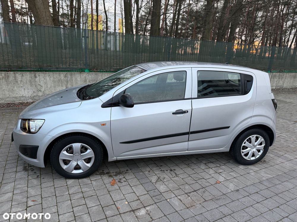 Chevrolet Aveo 1.2 LS - 4