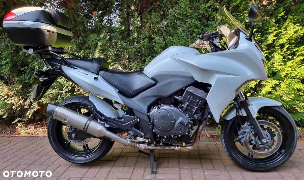 Honda CBF - 4