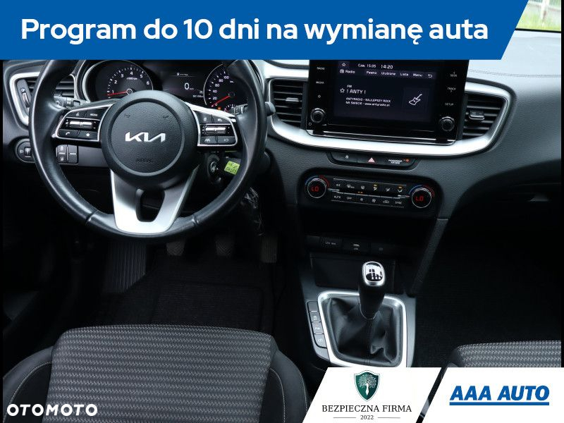 Kia Ceed - 8