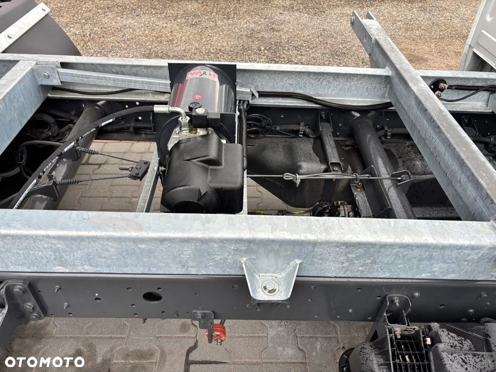 Iveco DAILY 65C15,65C17,65C18,70C15,70C17,70C18,72C15,72C17,72C18 - 6