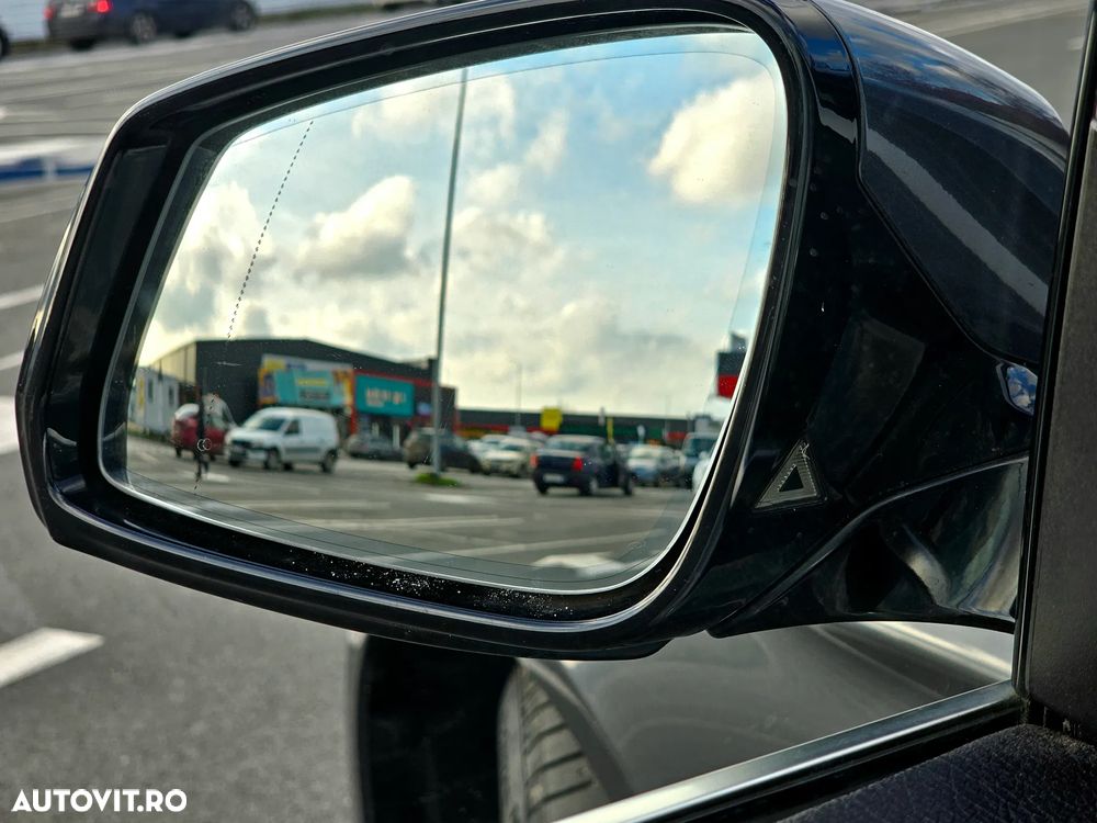 BMW Seria 5 520d Touring Aut. - 35