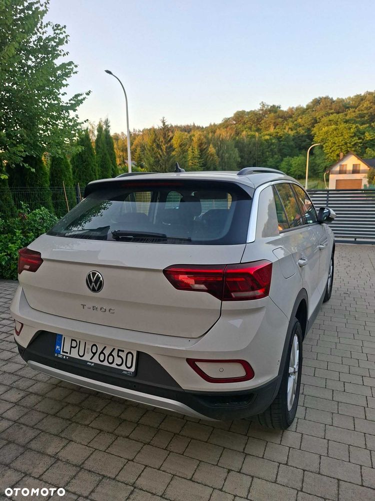 Volkswagen T-Roc - 4