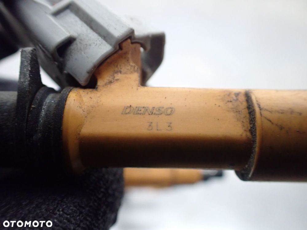 LISTWA WTRYSKOWA SUBARU JUSTY G3X 297500-0120  33208 - 4