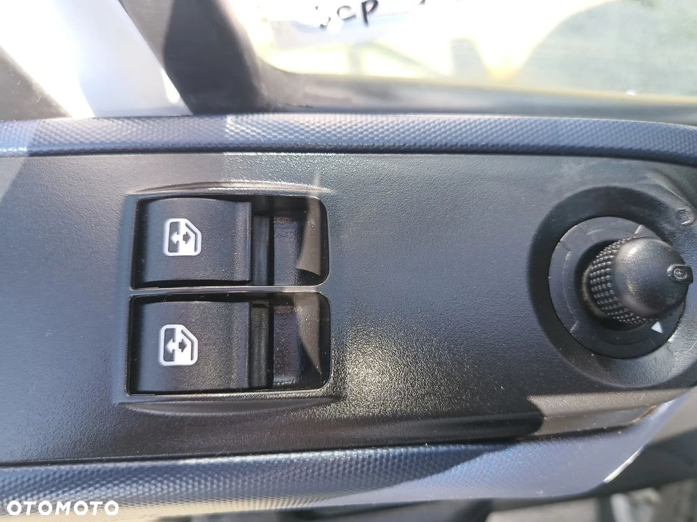 Iveco Daily L1H1 2.3 diesel 116 kM, automat 2019 rok EURO 6! WEBASTO, czujniki parkowania, sprowadzony ze Szwecji- NISKI ORGINALNY PRZEBIEG 146tyś. - 40