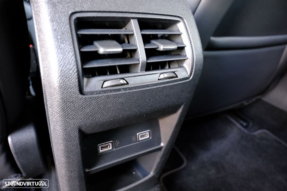 Citroën C5 X 1.6 Hybrid Shine e-EAT8 - 13