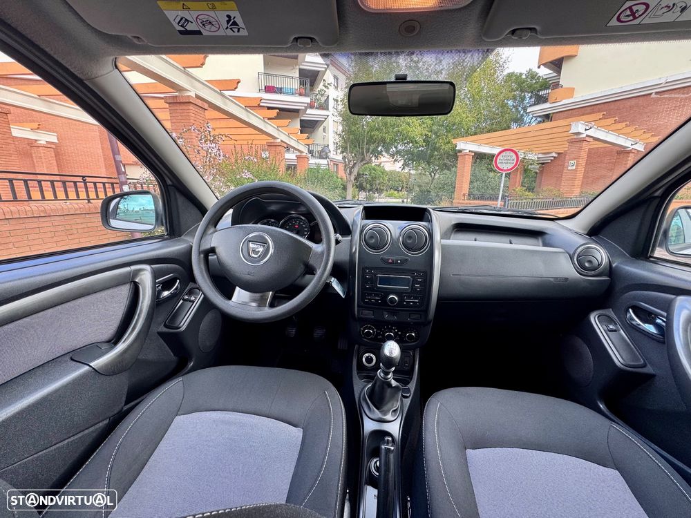 Dacia Duster 1.5 dCi Prestige 4WD - 14