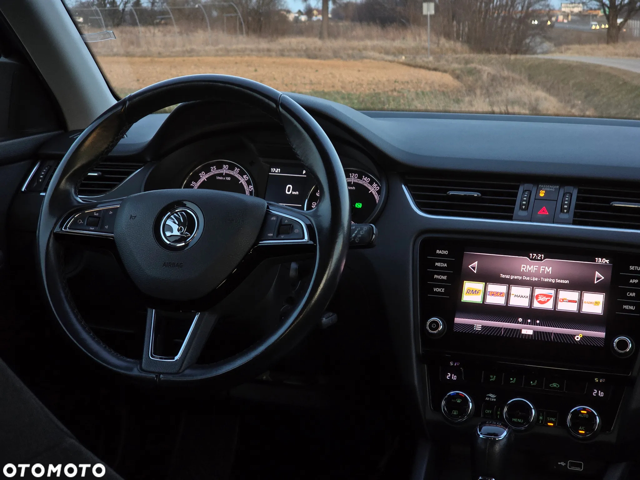 Skoda Octavia 2.0 TDI Ambition DSG - 24