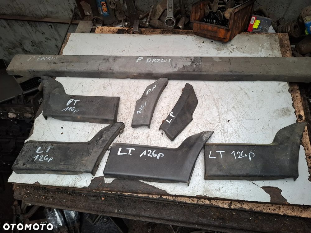 FIAT 126 maluch 126p listwa drzwi błotnika tunel środkowy - 2