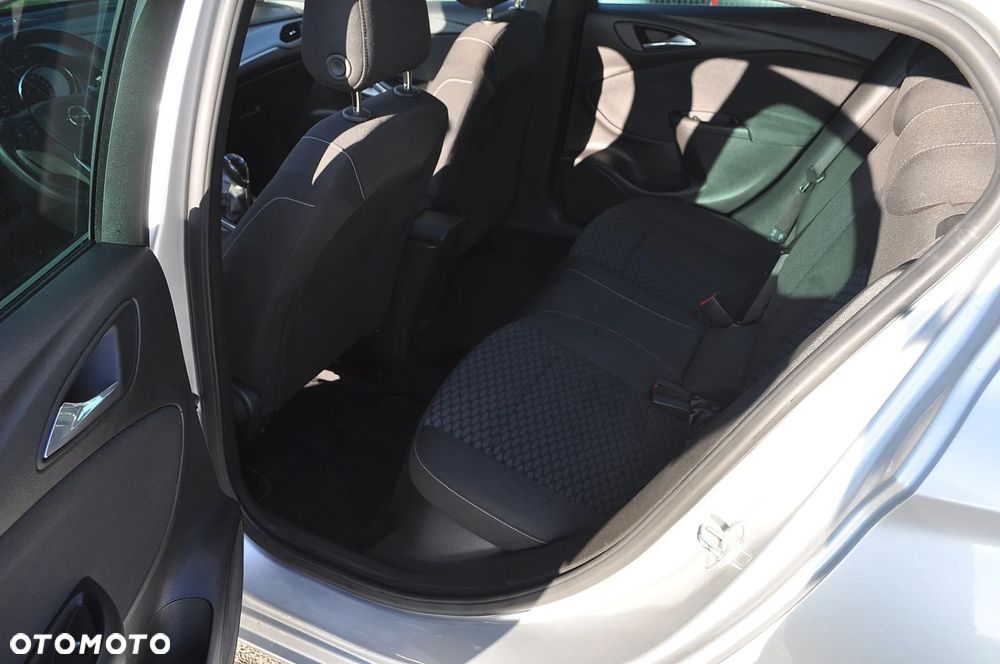 Opel Astra 1.0 Turbo Start/Stop Edition - 29