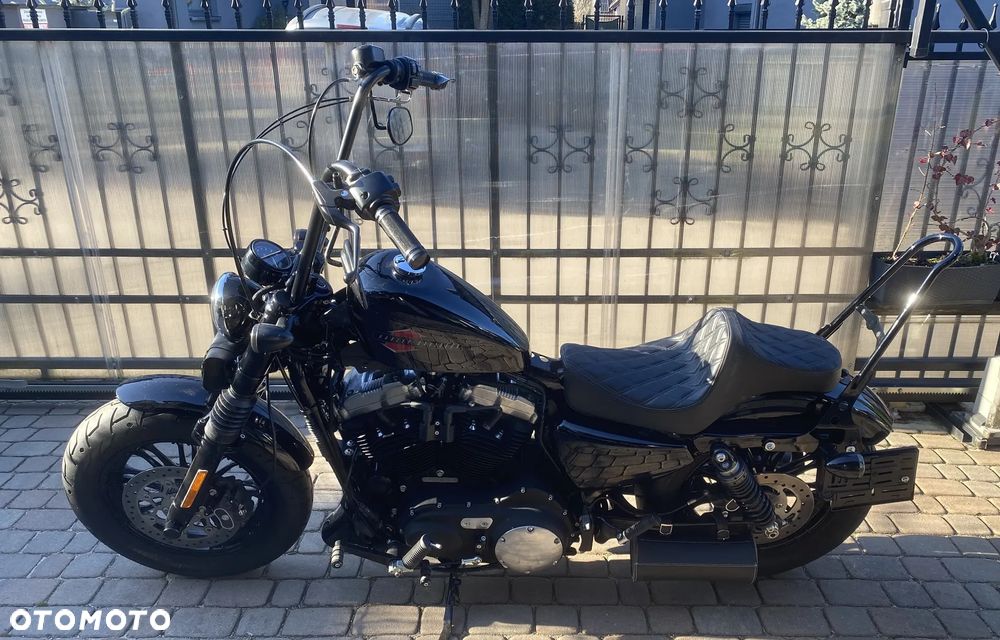 Harley-Davidson Sportster Forty-Eight - 2