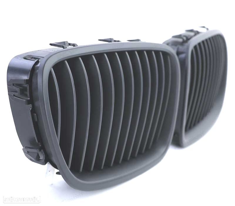 GRELHA BMW F10 F11 10-17 LOOK M PERFORMANCE - 2