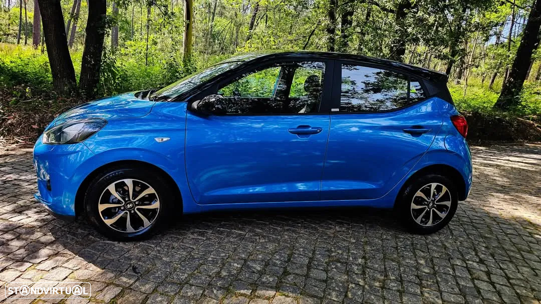 Hyundai i10 1.0 Fifa World Cup Edition - 13