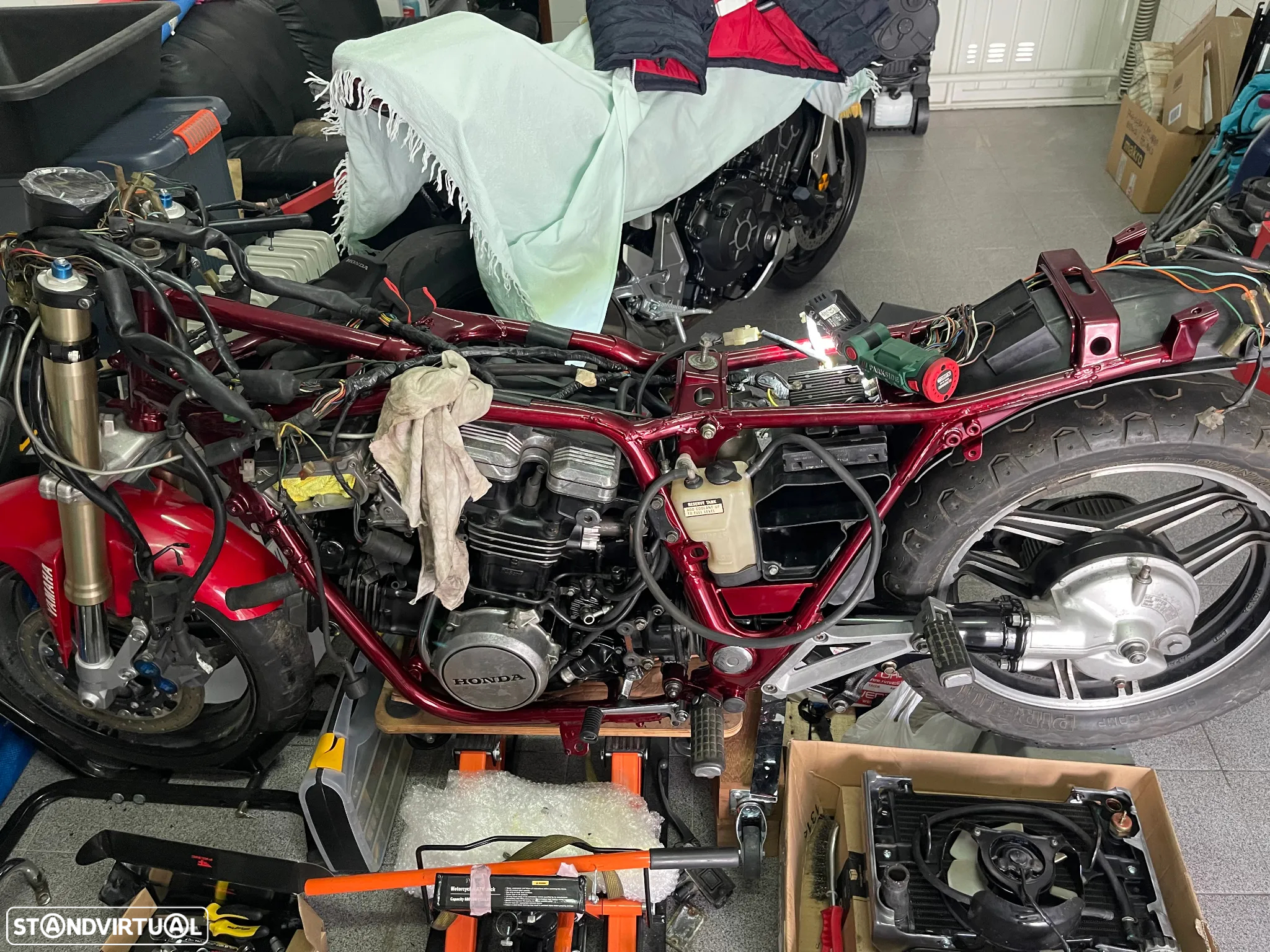 Honda VF Honda VF750 V45 SABRE - 13