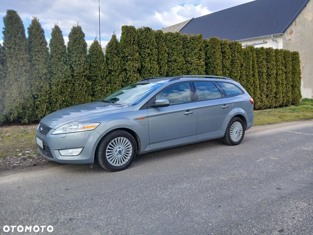 Ford Mondeo 2.5 Titanium - 2