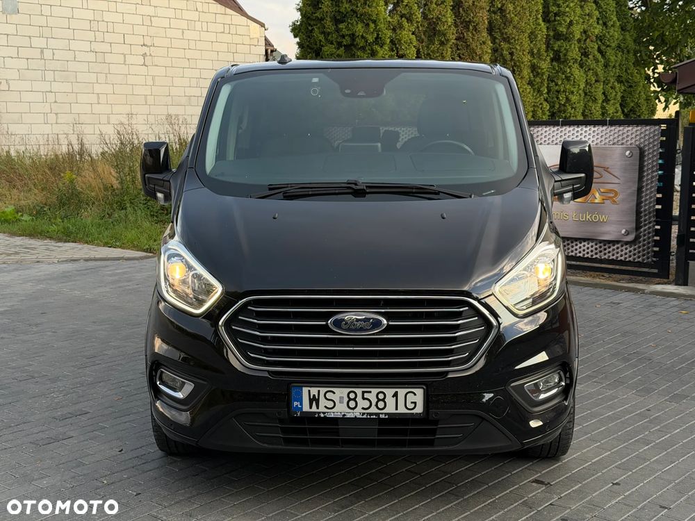 Ford Tourneo Custom - 6