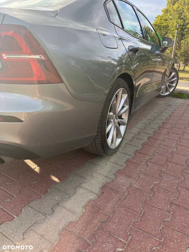 Volvo S60 T5 Momentum Pro - 6
