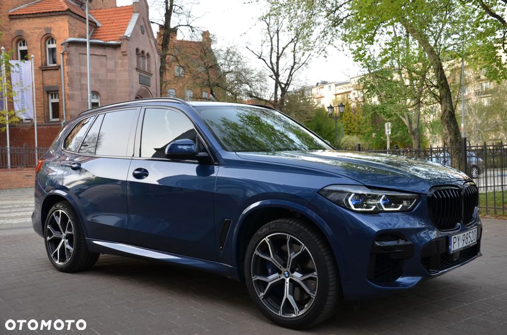 BMW X5 M M50i - 22