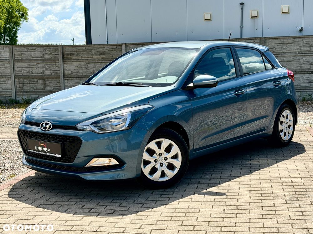 Hyundai i20 blue 1.2 Classic - 28