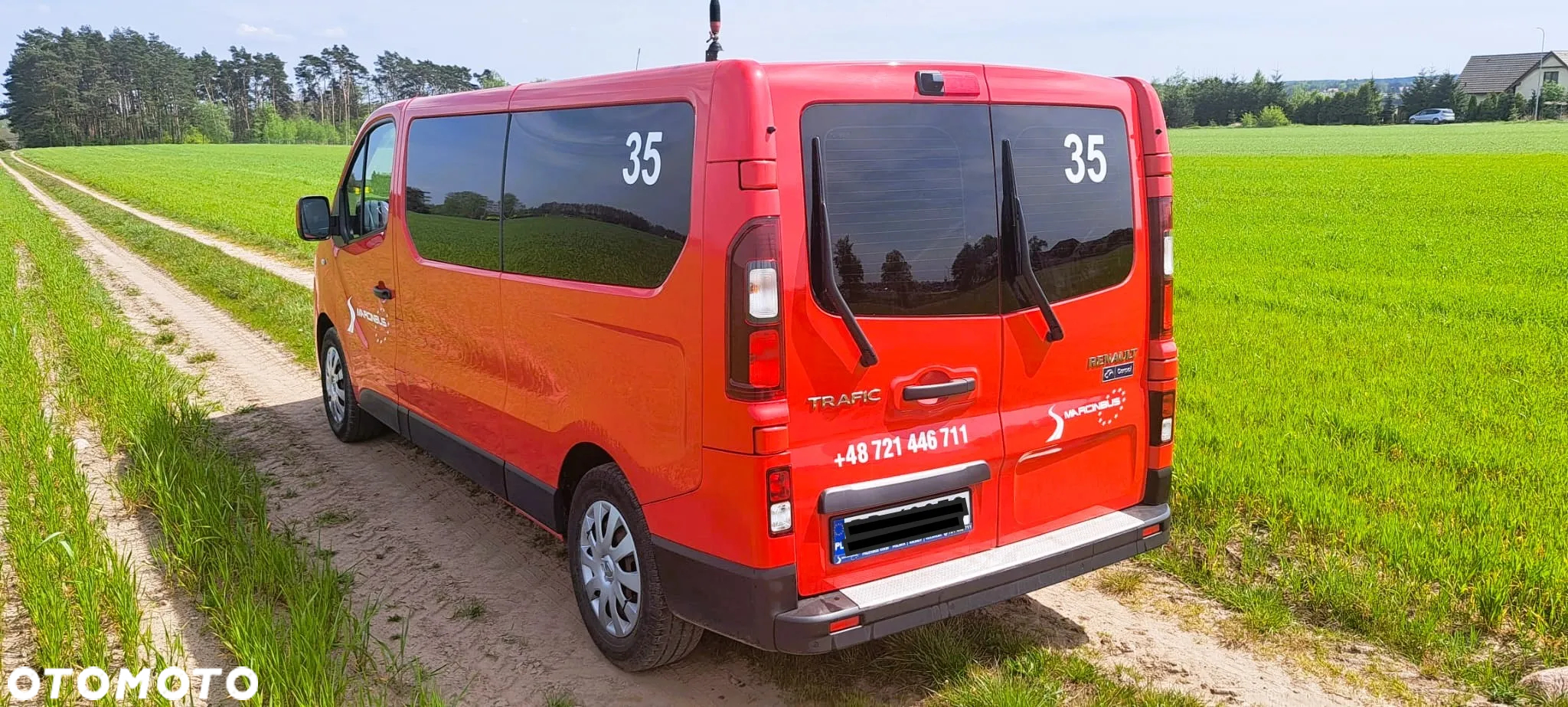 Renault Trafic Grand SpaceClass 2.0 dCi - 6