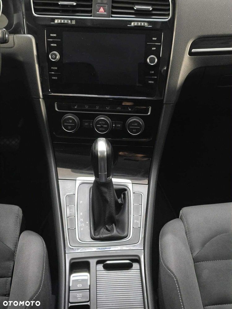 Volkswagen Golf 1.4 TSI BMT Highline DSG - 13