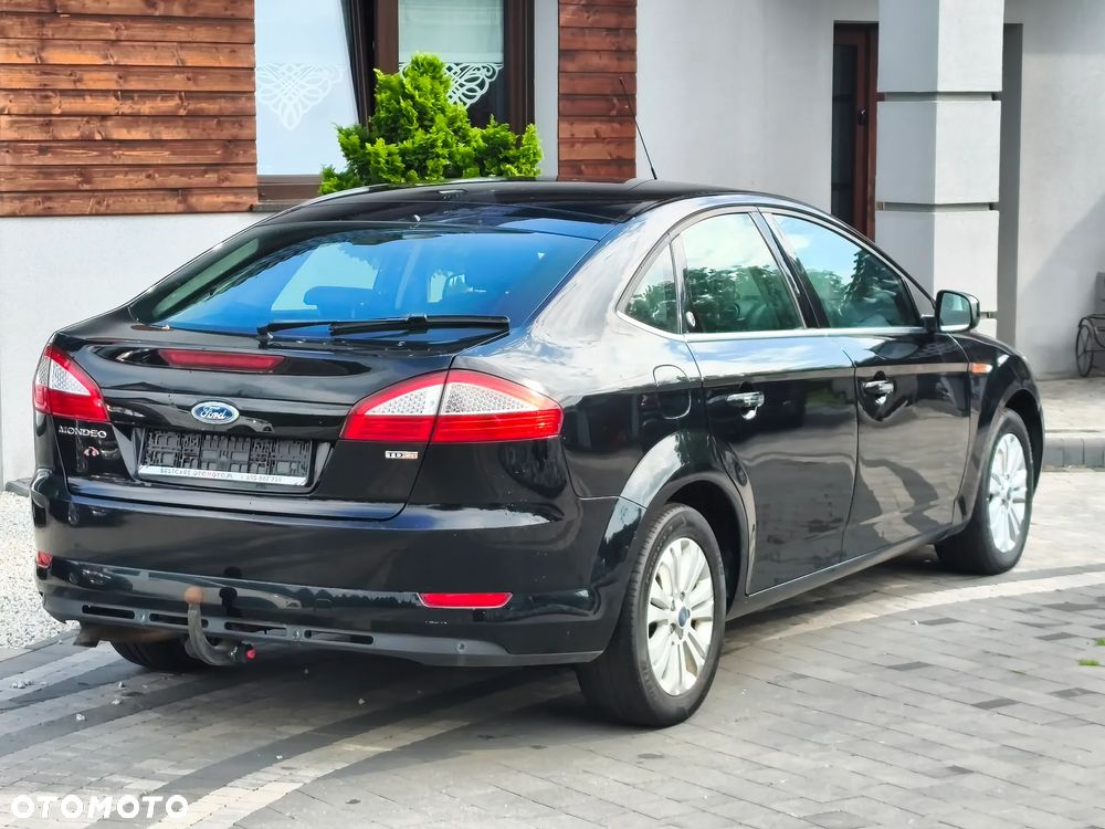 Ford Mondeo 2.0 TDCi Titanium - 16