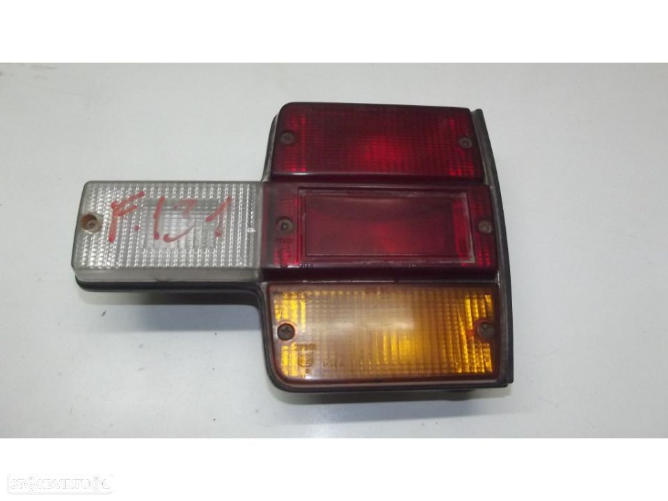 Fiat 131 farolim tras esquerdo original em muito bom estado - 1