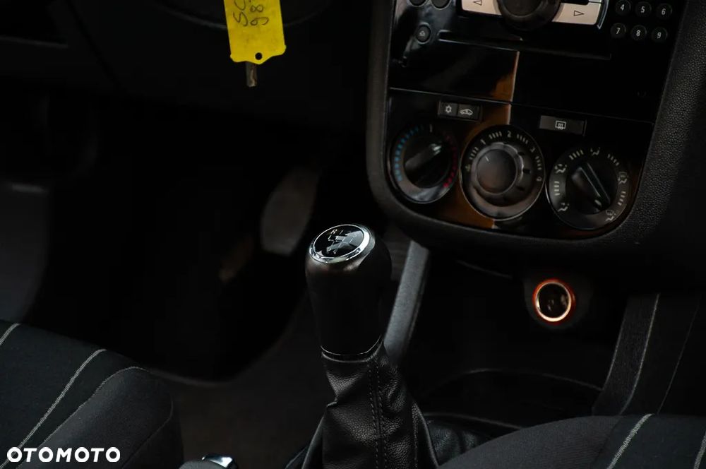 Opel Corsa - 27