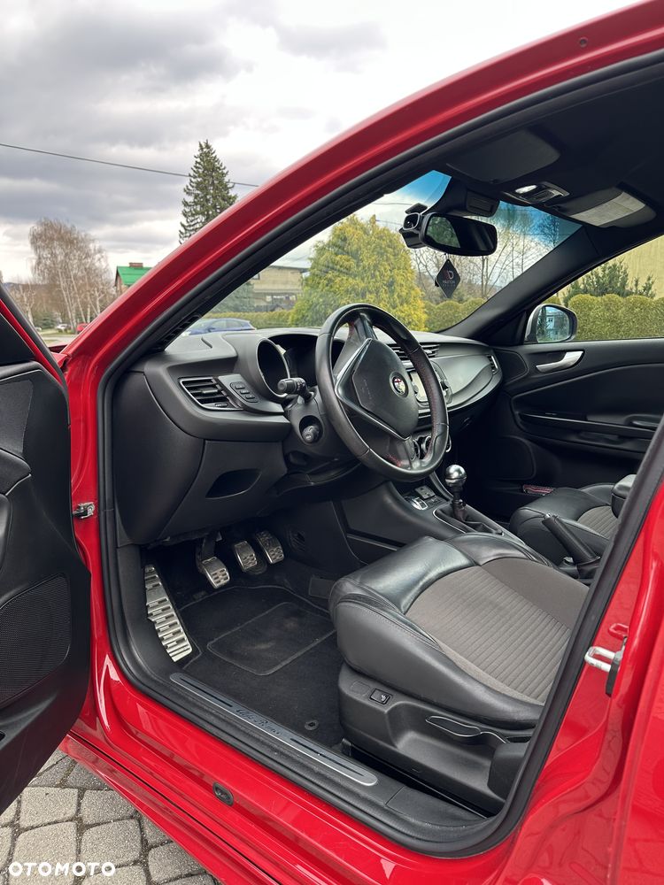 Alfa Romeo Giulietta 1.4 TB MultiAir Exclusive - 11