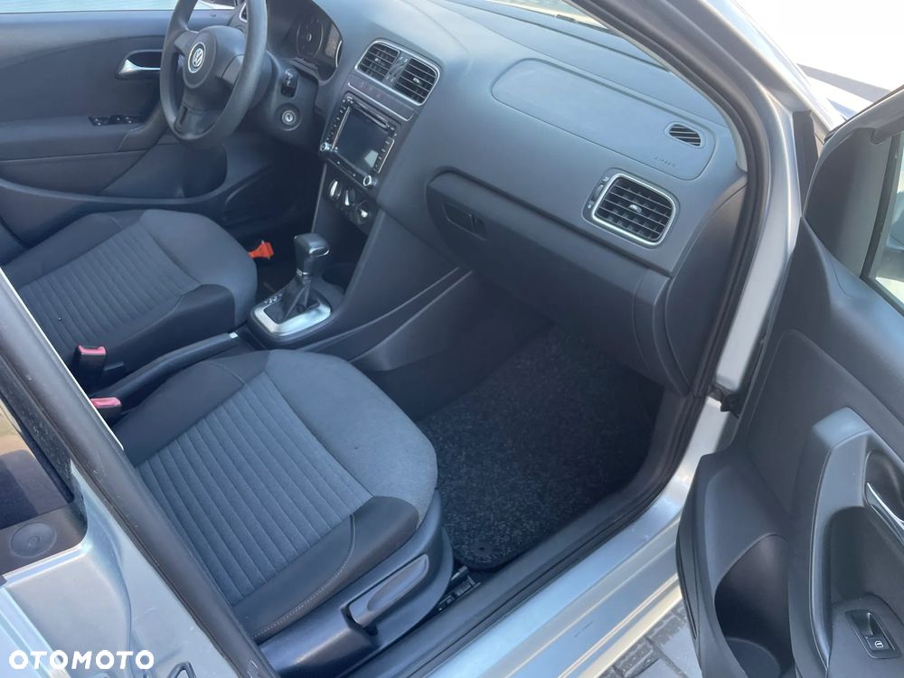 Volkswagen Polo 1.4 DSG Team - 9